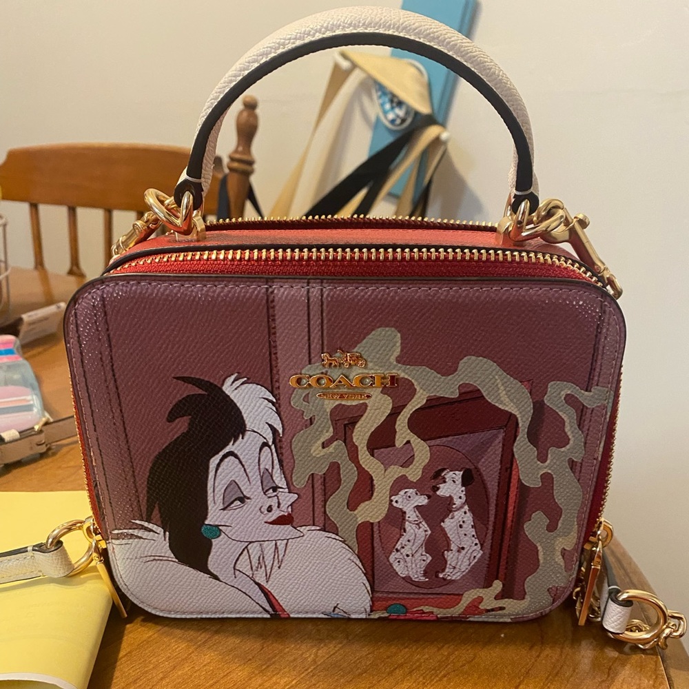 Coach X Disney Cruella crossbody